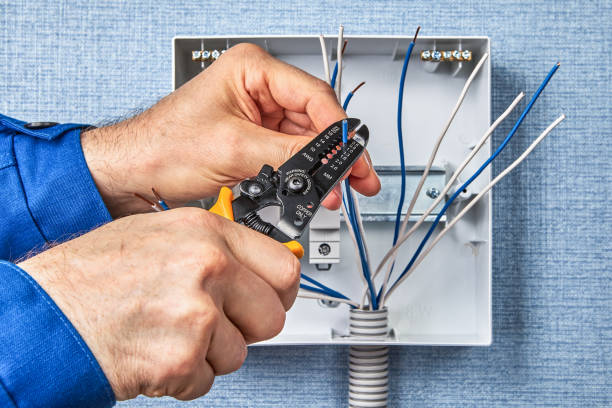 Best Emergency Electrical Repair Services  in North Shore, CA